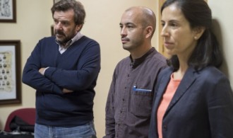 Dr. Adrián Llerena, Dr. Leonardo Vera y Dra. Eva Peñas